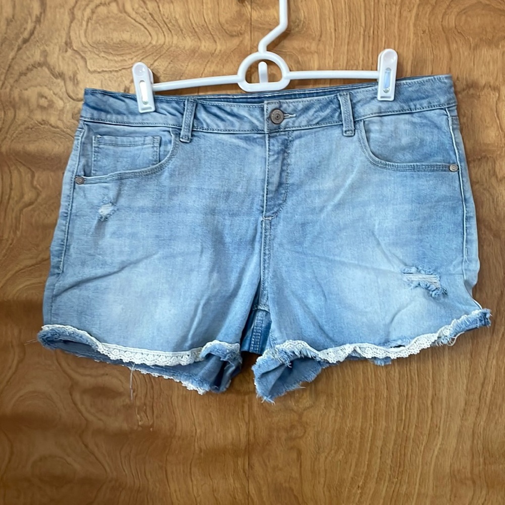 Arizona girls 18.5 plus adjustable waist denim shorts
